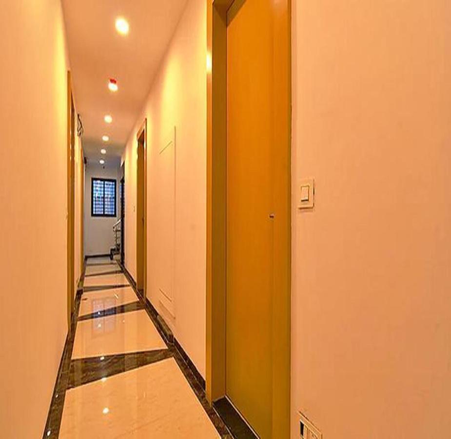 FabHotel Destiny 54 Indore Buitenkant foto